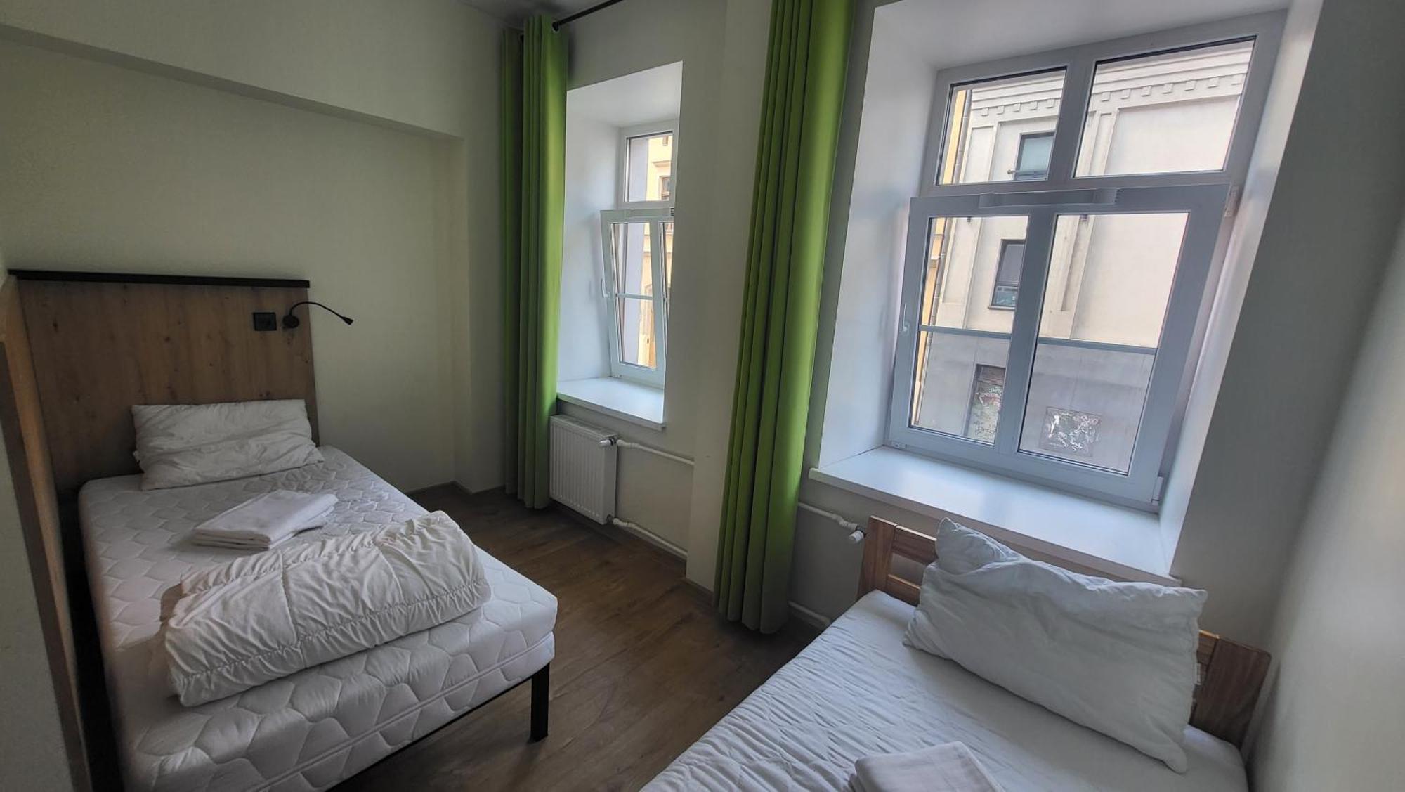 Foka Hostel Wroclaw Bagian luar foto